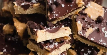Healthy cookie dough bark made with nutritious ingredients and toppings.